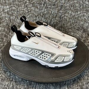 Nike Air Max SNDR SE Sneaker Women's 7.5